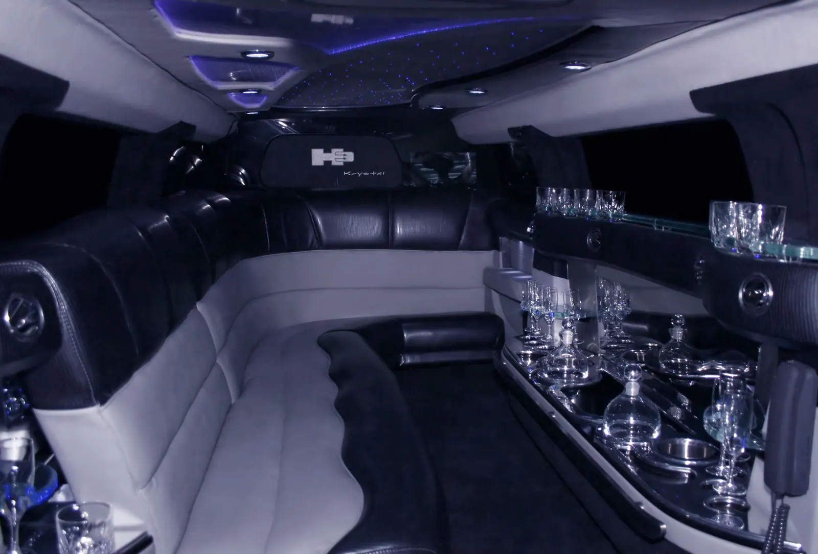 Hummer Limo photo 7 of 7