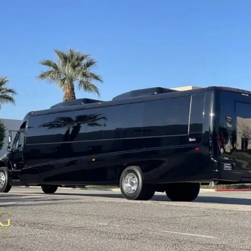 Mini Bus photo 1 of 3